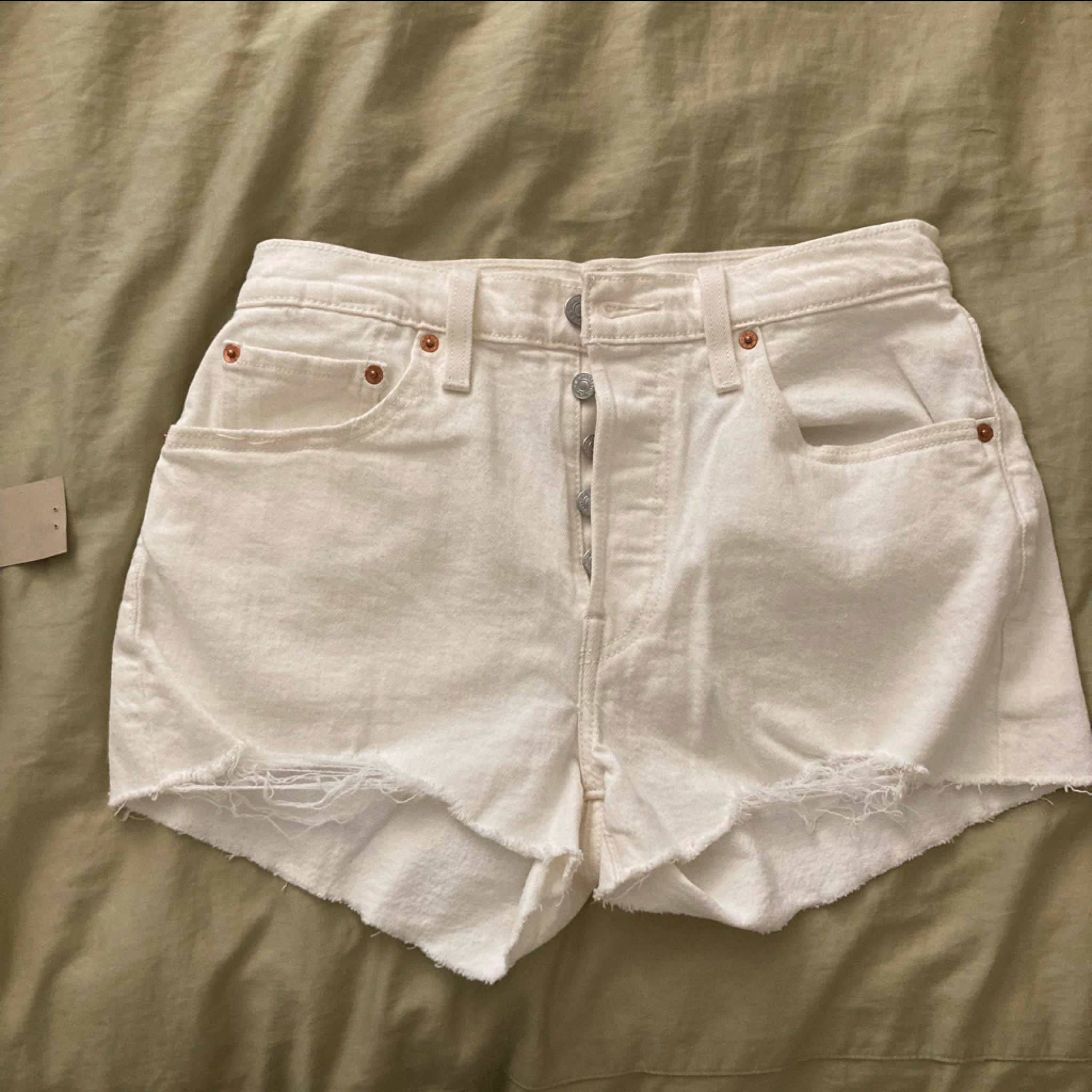 Brand New Levis 501 Ivory White Shorts